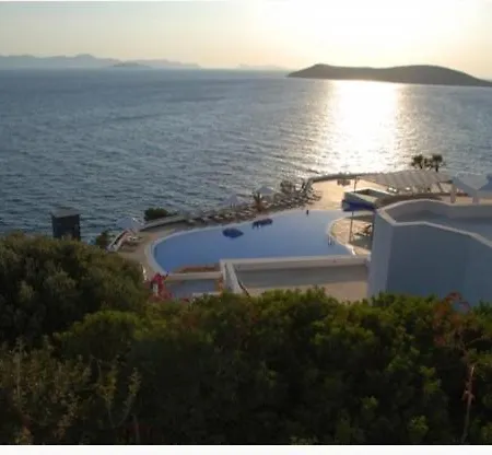 Pan Club Holiday Village Bodrum * ボドルム